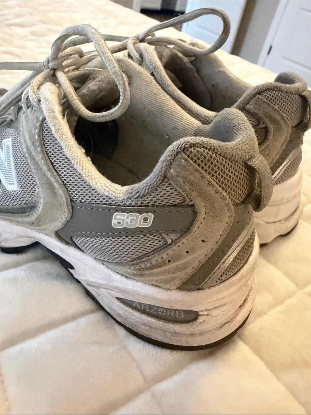 New Balance Men's Light Grey Athletic Sneakers